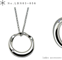 �N���X�}�X�v���[���g2020�l�C�����l�b�N���X