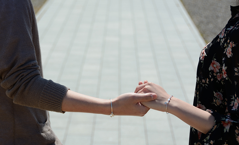 �Ԃ�������̃y�A�u���X���b�g