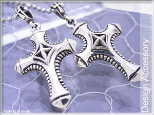 �{�y�A�l�b�N���Xor�V���o�[�l�b�N���X�摜�ڍׁ{