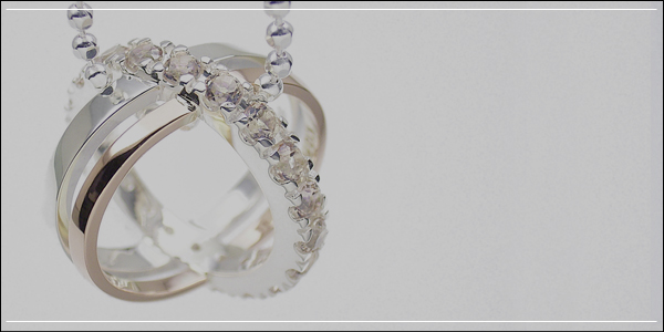 �G�^�j�e�B�g�p�[�Y���s���N�S�[���h�����O �l�b�N���X