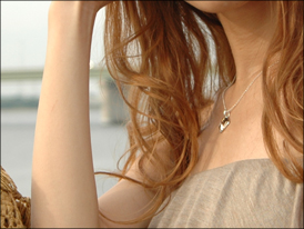 �t�Ă������߃����O�l�b�N���X�@�����摜�P