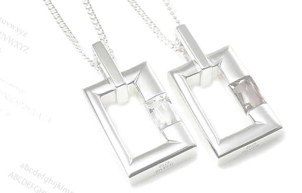 文字刻印の水晶＆スモーキークオーツ2ペアネックレスのメイン画像