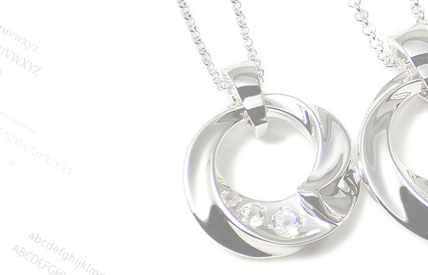 文字刻印のスパイラルムーンリング3ペアネックレスのメイン画像