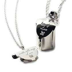 誕生石&刻印可ペアネックレス画像*ダイヤ&ブラックダイヤ1